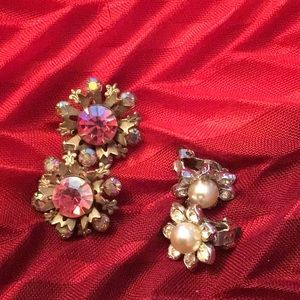 Set of two vintage clip earrings